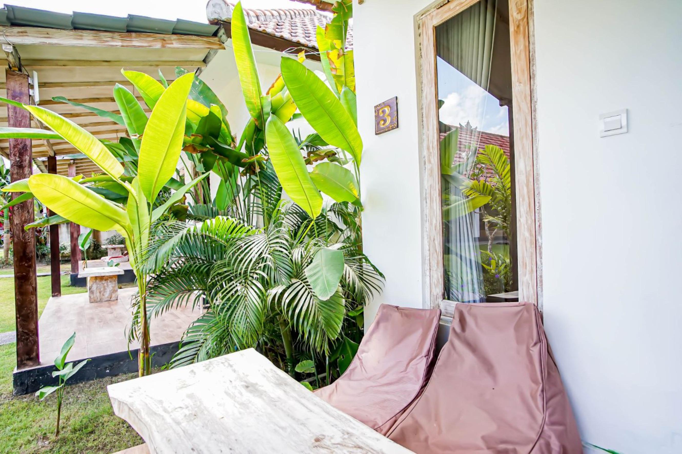 Agung Wiwin Homestay & Restaurant Mengwi Экстерьер фото