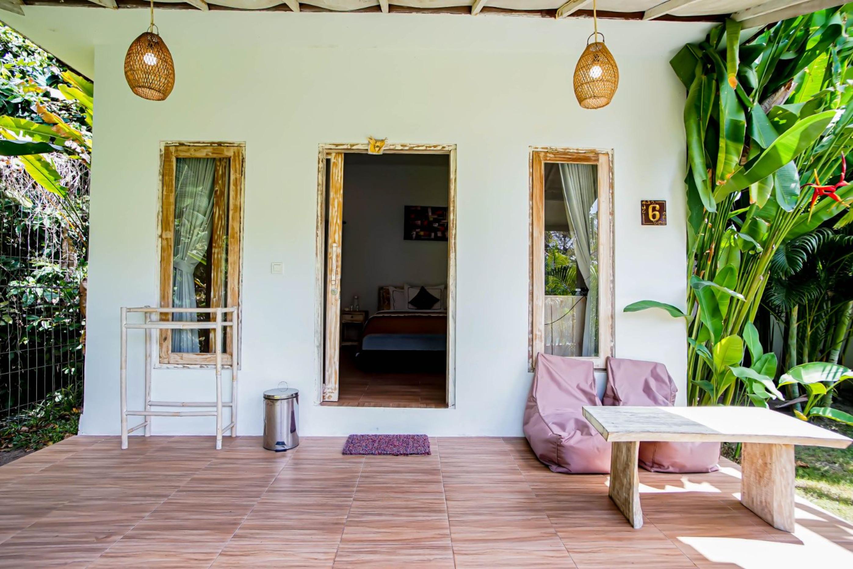 Agung Wiwin Homestay & Restaurant Mengwi Экстерьер фото