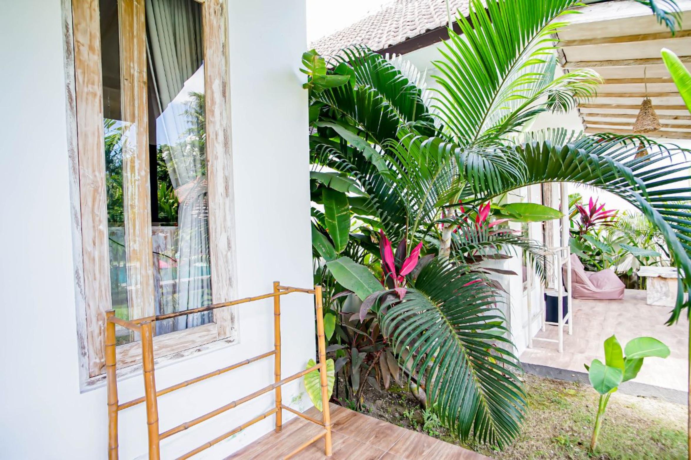 Agung Wiwin Homestay & Restaurant Mengwi Экстерьер фото